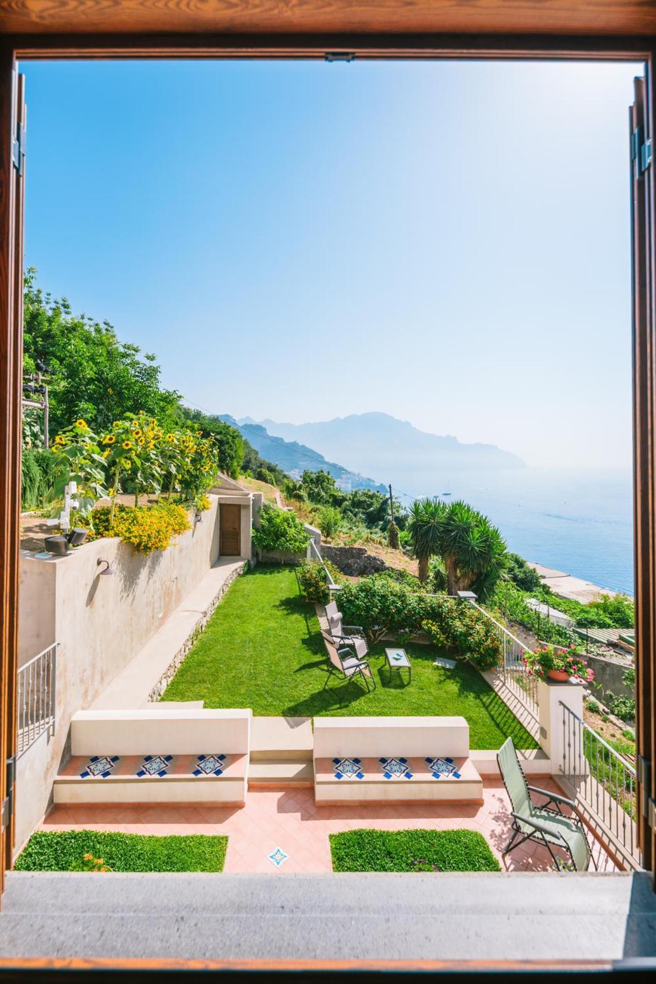 Alone Amalfi Villa Eksteriør billede